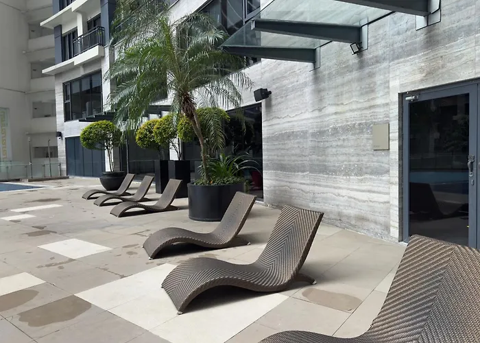Place In Century Poblacion Aparthotel